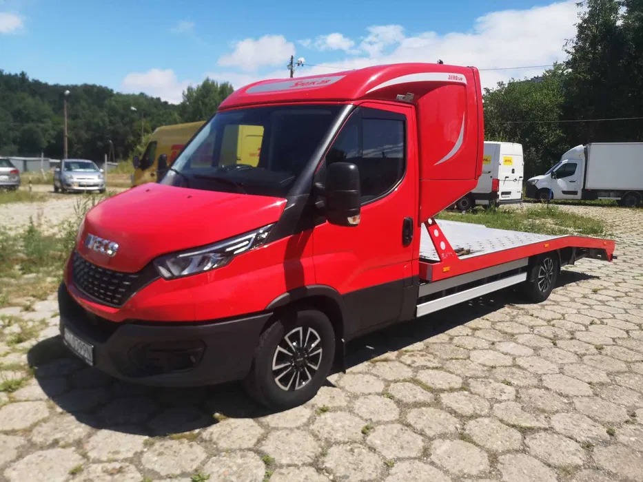 Nowe Iveco Daily, autolaweta do wynajęcia